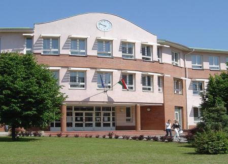 Br.5. VIJESTI, DOGAĐANJA 21. prosinca 4. sijeĉnja 2013.: Zimski raspust. Prvi dan nastave: 7. siječnja 2013. 11. sijeĉnja 2013: kraj prvog polugodišta 14.