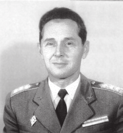 KÉRÉSZy ISTVÁN ny. ezredes 1919. július 17-én született Kunhegyesen.