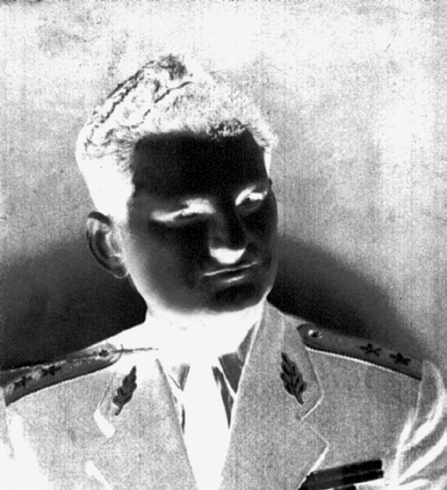 UGRAI FERENC ny. altábornagy 1922-ben született Tiszagyulaházán. 1939-ben vonult be a honvédséghez.