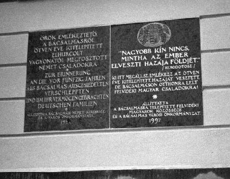 9. A KÖZSÉG ÉLETE A KÉT HÁBORÚ KÖZÖTT ÉS UTÁN, 1948-IG Az 1929-33-as nagy gazdasági válság sajnos itt is erősen éreztette hatását, mert a világháború után megindult lassú fejlődést megtörve csak ezt