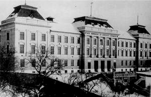 A régmúlt (1735-1992) 1735 Selmecbányán bányászati tanintézet (Bergschule) létesül, a tanulmányi idı két év.