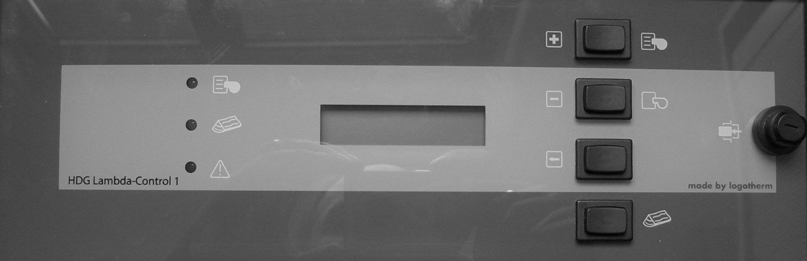 3 A fűtőberendezés tervezése Műszaki adatok HDG LAMBDA CONTROL 1 Ábra 3/4 - HDG Lambda Control 1 kezelőegység A HDG Lambda Control 1 kazánvezérlés képezi az elektronikus központot.