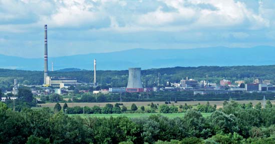 Environmentálne záťaže Polychlórované bifenyly a ťažké kovy v pôdach stredného a južného Zemplína Podľa environmentálnej kvality životného prostredia Slovenskej republiky 40,0 % nášho územia je