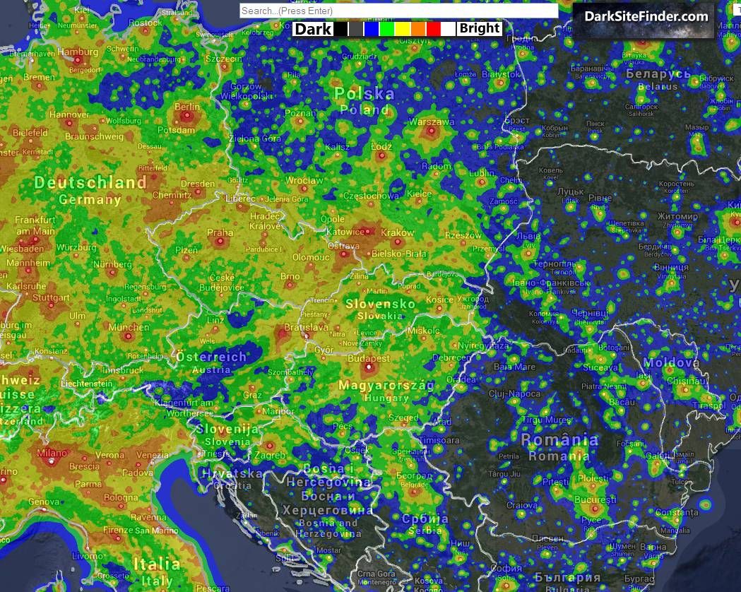 A zöld és kék szín elfogadható minőségű eget jelent +6m-s határfényességgel.