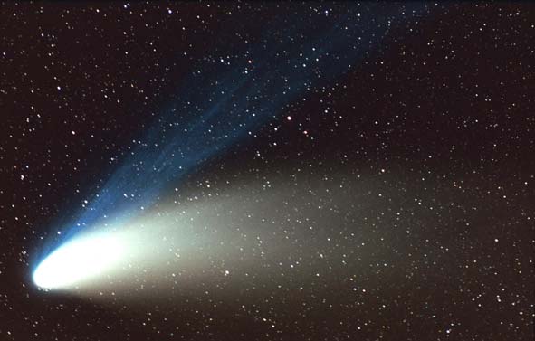 Levy-9 üstökös példája is arra utal, hogy az üstökösök magja több alkotórészből áll és közöttük elég gyenge a kapcsolat. Sőt az üstökösökről leváló darabok anyagi összetétele is más és más lehet.