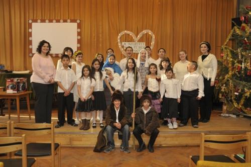 2011-ben a karácsony közeledtével ismét megszervezte a Karácsonyi Forgatag programját az iskola alapítványa.