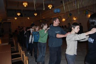 KÁBÍTÓSZER PREVENCIÓ 2010. február 25. csütörtök Állandó program volt! 8. 40-9. 00 órakor Mozdulj velünk! Felső tagozat 9. 40-10. 00 órakor Mozdulj velünk! Alsó tagozat A közös testmozgás a korábban leírt módon és közreműködőkkel zajlott.