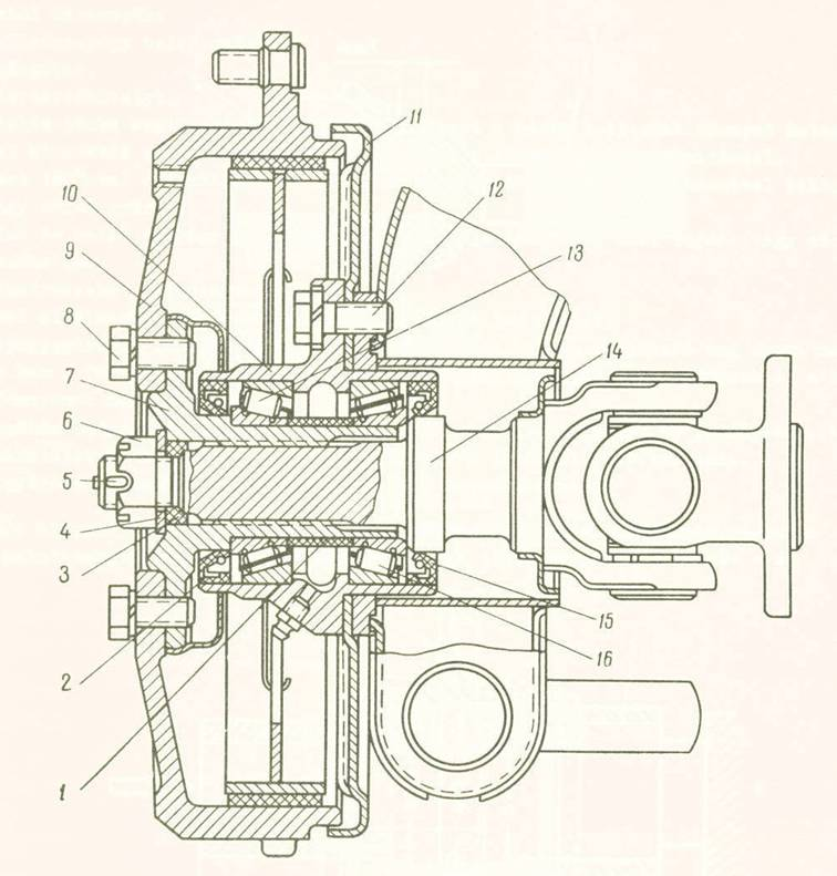 6. A motor oldalán, (a 166. ábra szerint) a felső lengéscsillapító végre feltesszük a felső gumipárnát (12), a foglalat gyűrűt (13), és a fogastárcsát.