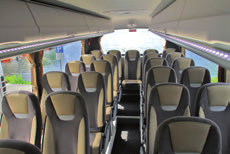 40 Camion Truck&Bus 2011/8 Buszvilág IRIZAR i6 u vevőket és indította el a zsűri munkáját.