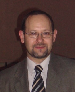 Europass Önéletrajz Személyi adatok Vezetéknév / Utónév(ek) Cím(ek) Telefonszám(ok) Mobil(ok) Dr. KOVÁCS Attila József 9200 Mosonmagyaróvár Új u. 9/3.