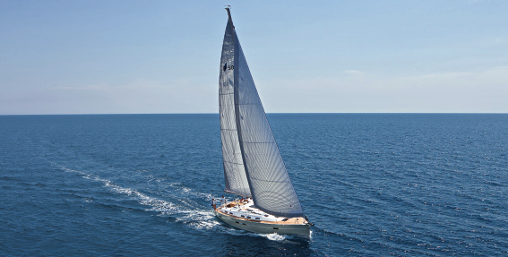 CRUISER 32 Designed