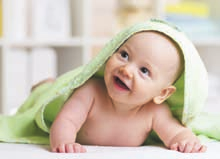 Tratamente naturale pentru păr Hajápolás természetes anyagokkal Fiecare dintre noi are păr frumos și sănătos de la natură.