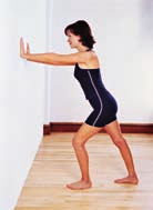 SPORT FĂRĂ EFORT Exerciții pentru tălpi și glezne Mușchii gleznelor și cei ai labelor picioarelor sunt mici, așa că îi puteți exersa perfect prin câteva mișcări simple, care presupun un grad scăzut
