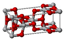 Egykristályszerkezetmeghatározások NaCl TiO