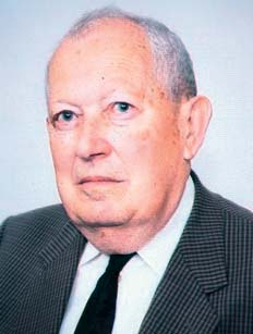 EGYESÜLETI ÉLET MEGEMLÉKEZÉS KISS A. SÁNDOR (1925 2009) Kiss A. Sándor okleveles vegyész, kandidátus, a Magyar Magnézium Társaság tb.