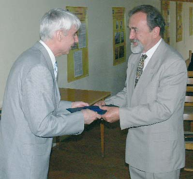 MKE KÜLDÖTTKÖZGYŰLÉS, 2009 len van, tehát a Küldöttközgyűlés határozatképes. 4. Főtitkári beszámoló Kovács Attila főtitkár megtartotta vetített képes beszámolóját. 5.