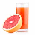 Grapefruitos-gyömbéres jégkása Gránátalmás Margarita 34 35 1 csésze grapefruitlé 2,5 cm-es gyömbér darab 2 evőkanál agave szirup Szénsavmentes gyömbérital vagy ásványvíz 120 ml gin (opcionális) 6
