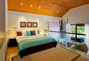 VELASSARU MALDIVES Szálloda: a modern stílusú ötcsillagos szálloda, kb. 25 perc alatt közelíthető meg a malei repülőtértől gyorshajóval.