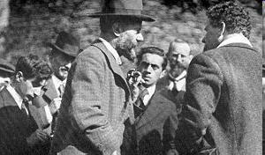 Francia hagyomány Émile Durkheim: A társadalmi munkamegosztásról (1893) Marcel Mauss: Az ajándék (1923 24) Max Weber (1864 1920): A klasszikus korszak legfontosabb alakja Önálló gazdaságszociológiát