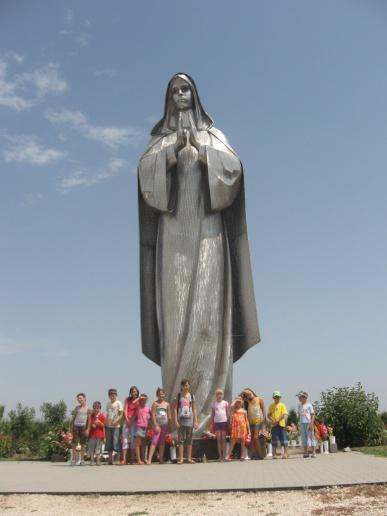 NARODNOSNI TABOR U SANTOVU Ovoga su ljeta od 10. do 15.