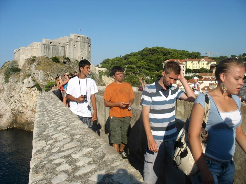 Penjali smo se i na brdo na kojem se nalazi mauzolej obitelji Račić izgrađen po nacrtu poznatog kipara Ivana Meštrovića.