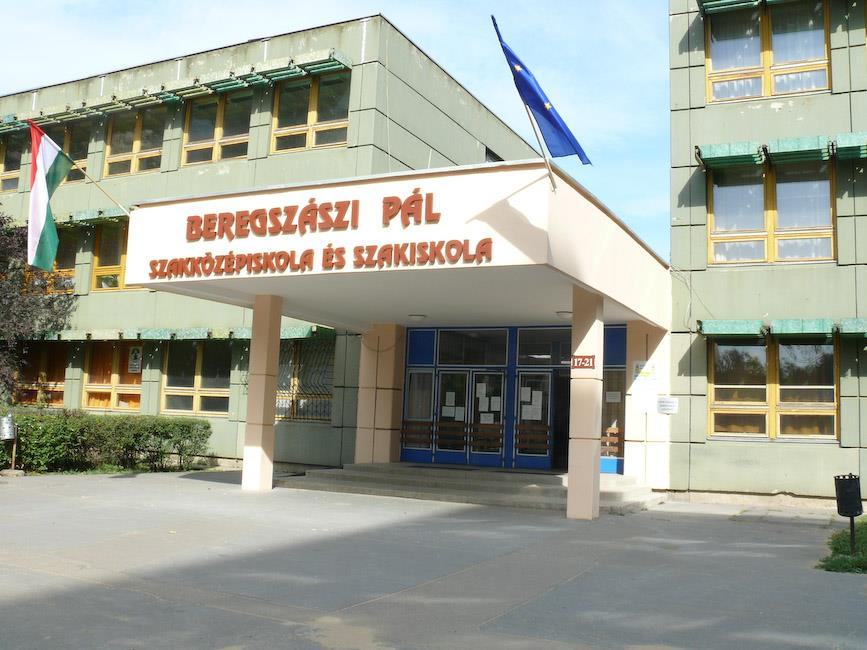 III. kötet Szakmai helyi tanterv Kis- és középvállalkozások ügyvezetője 2016.