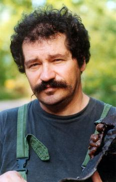 Györfi Sándor Munkácsy-(1986) és Mednyánszky-díjas (1998), ma is