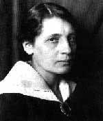 Lise Meitner 1868-1968 Elméletileg helyesen értelmezi a kollégái kísérleteit (már Stockholmban) A fizikus társadalom igazságtalannak érzi,