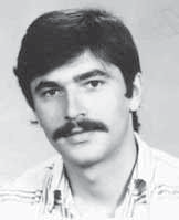 SPOMIENKY / MEGEMLÉKEZÉSEK 7 Megemlékezés Spomienka Csillag volt, mert szívből szeretett, s mi is úgy szerettük, ahogy csak lehetett.