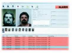 XML protokoll alapú adat-kommunikáció, SQL 92 adatbázis support, opcionális RF kártya integráció, robosztus azonosító algoritmus, tolerálja, illetve kezeli a testtartás, az arckifejezés, a