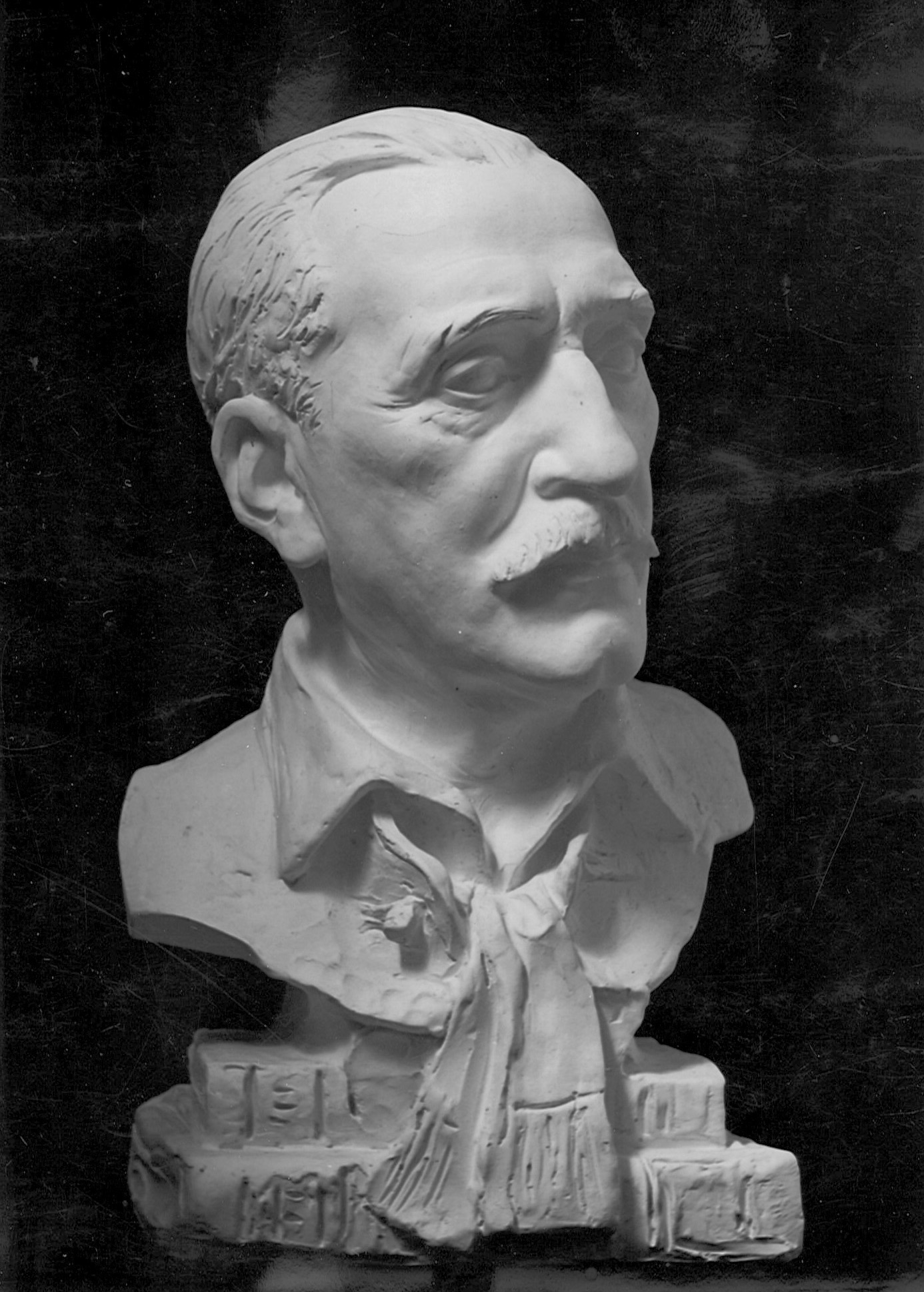 Nagy Zoltán HERCZEG FERENC AZ IRODALMI ÉLET SZERVEZŐJE w Herczeg Ferenc aki német anyanyelvű kisfiúként látta meg a napvilágot Versecen 1863.