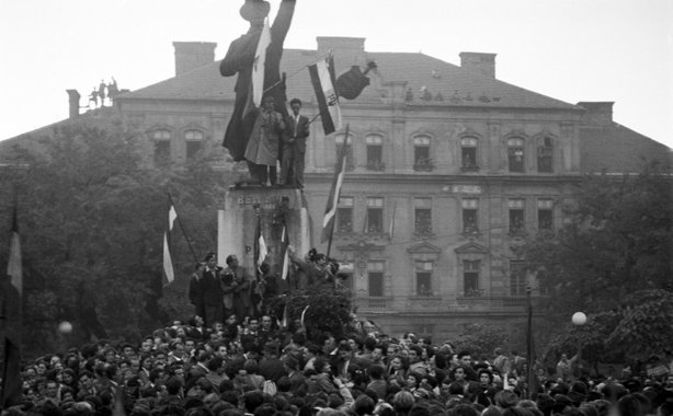 tették, néhányukat pedig bebörtönözték. Így egy idő után a nyugati lapoknak és hírügynökségeknek nem voltak állandó budapesti tudósítói.