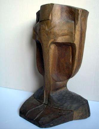 Exp. colective: 1998, Cluj-Napoca, Muz. de Artă, Sculptură românească în lemn în secolul XX [cat.]. Simpozioane: 2010, Sângeorz-Băi. Muzee: Cluj-Napoca, Muz. de Artă; Sângeorz-Băi, Muz.