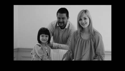 Az információs kijelző: Videó élő nézet Videó élő nézetben a monitoron lévő kijelzők elrejtéséhez vagy megjelenítéséhez nyomja meg az R gombot.