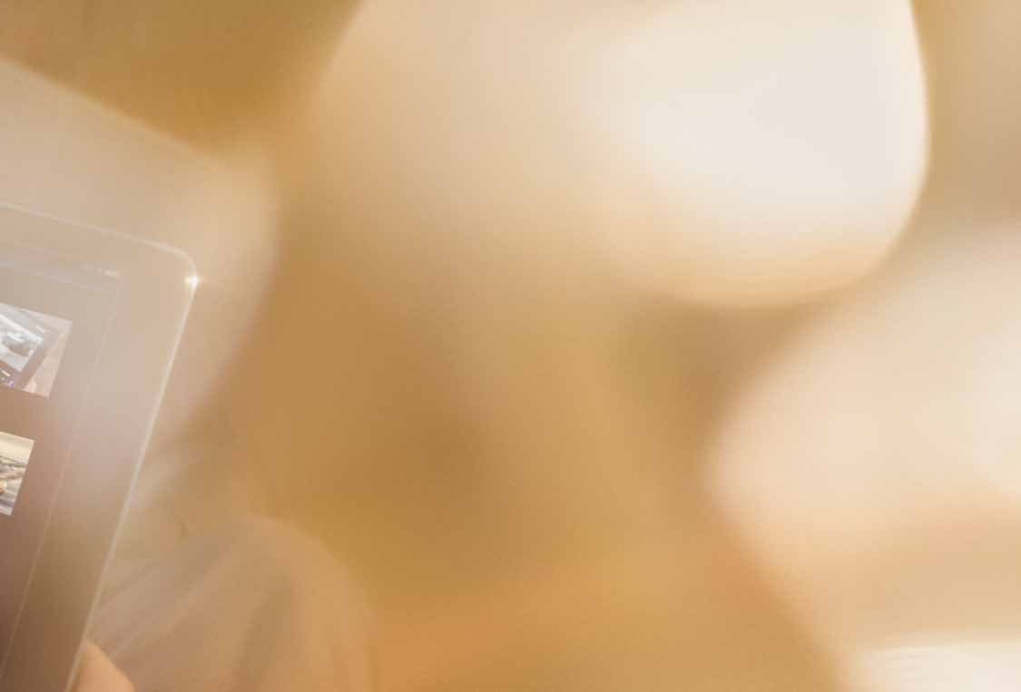 27 A Mercedes me connect összekapcsolja Önt gépkocsijával és gépkocsiját az egész világgal.