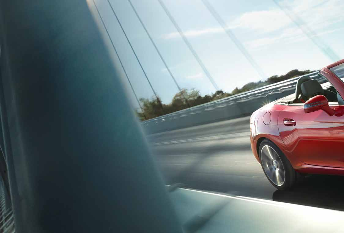 2 Kezdje új lendülettel a napot! Az SLC designja lenyűgöző látványával különös hatást gyakorol az idegvégződésekre.