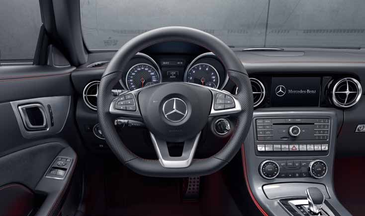 47 Erőteljes. Az AMG Line. Az AMG Line hangsúlyozza a sportosságot és fokozza az exkluzivitást. Kívül a markáns AMG Styling és az 5 küllős AMG könnyűfém keréktárcsák ejtik rabul.