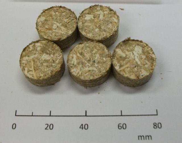 tam. A tablettákon az adott préselési nyomást 3 másodpercig tartottam. A présdugattyú sebessége átlagosan 20 mm/s volt. A készített briketteket az alábbi táblázat mutatja be: 11.