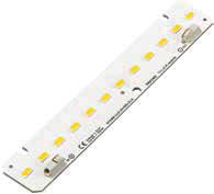 EXCITE vmodule LLE EXCITE tengine LLE EXC tmodule LLE 140 mm 650 lm Típus Színhõmérséklet Mac Adam fényáram teljesítményfelvétel Modul-fényhasznosítás tp = 65 C Méret Rendelési szám LLE G3
