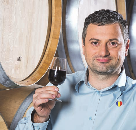 Savurați un vin bun din România! Kóstoljon egy finom hazai bort!
