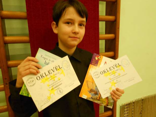 Kollár Martin, iskolánk 7.b osztályos tanulója a Kübekháza által meghirdetett Nyár-Ősz fotópályázaton III. helyezést ért el. Gratulálunk neki!