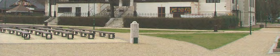 A Hullám és a Balaton hotel épülete, és megújult környezete 5T ÉPÍTÉSZETI ÉS