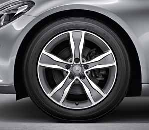 77 Eredeti tartozékok. A legjobbnak nincs alternatívája. Ugyanez érvényes a Mercedes-Benz Eredeti Tartozékokra. Tegye egyénivé C-osztályát, egészen az Ön kívánságai szerint.