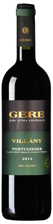 Vörösborok Fehérborok WHITE WINES WEISSWEINE VILLÁNYI PORTUGIESER GERE ATTILA 2015 SOMLÓI JUHFARK SELECTION CSORDÁS-FODOR PINCÉSZET 2013 A Villányi-hegység mediterrán jellege formálta bársonyossá ezt