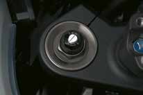 A kalandosabb stílusú V-Strom 1000XT egyik jellemzője a kónuszos
