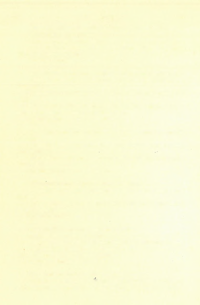 192 KALECSINSZKY SÁNDOR. (12) Jf5. HegyTcöz-Száldobágyi agyag. Bihar megyében. Matyasovszky Jakab gyűjtése. A nyers agyag színe fekete, zsíros.