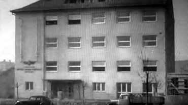 őrizni. 5000 méteren egy órában, 6000 méteren fél órában, 7000 méteren 6-7 percben, míg 9000 méteren 2-3 másodpercben adták meg a rendelkezésre álló tartalék időt.
