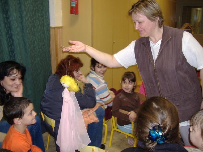 A mese minden gyermek lelki tápláléka. Személyiségfejlesztő hatása megkérdőjelezhetetlen.