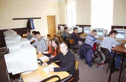 konkurekciji od oko 70 učenika iz nekoliko zemalja! Da bi bio uspešan u elektrotehnici, moraš prvo dobro da naučiš matematiku, zato počni od prvog dana prvog razreda! poručuje Balaž.