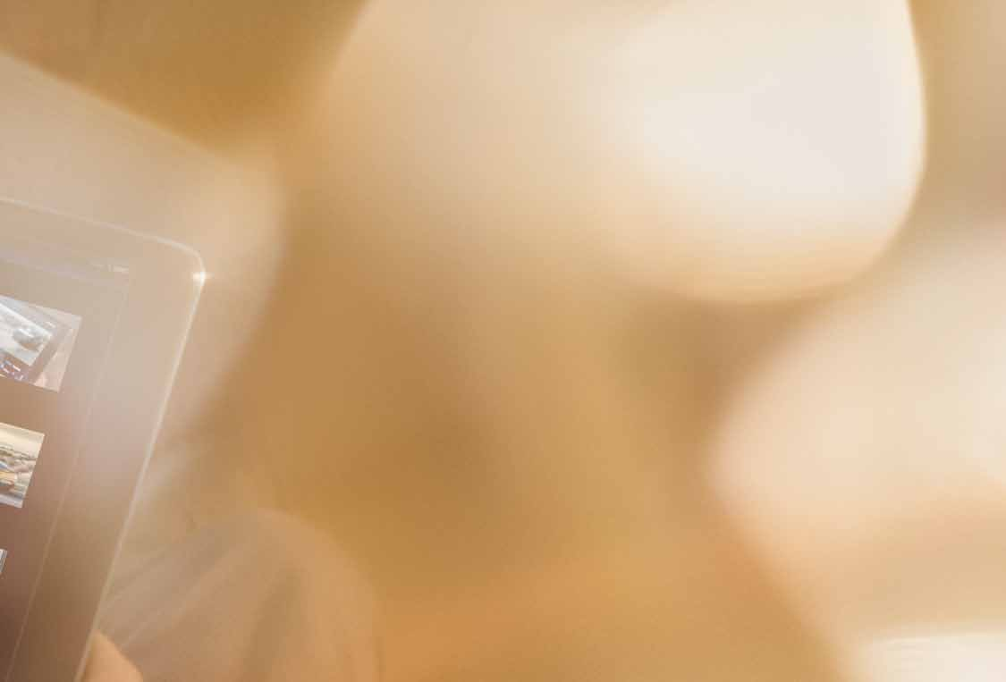 27 A Mercedes me connect összekapcsolja Önt gépkocsijával és gépkocsiját az egész világgal.